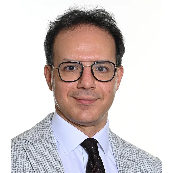Dr Waleed Fateen, Consultant Hepatologist at Thames Valley FibroScan